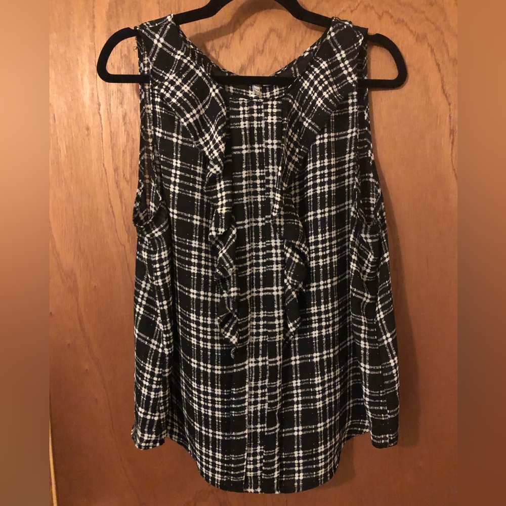 ELLE Black & White Ruffles Sleeveless Top